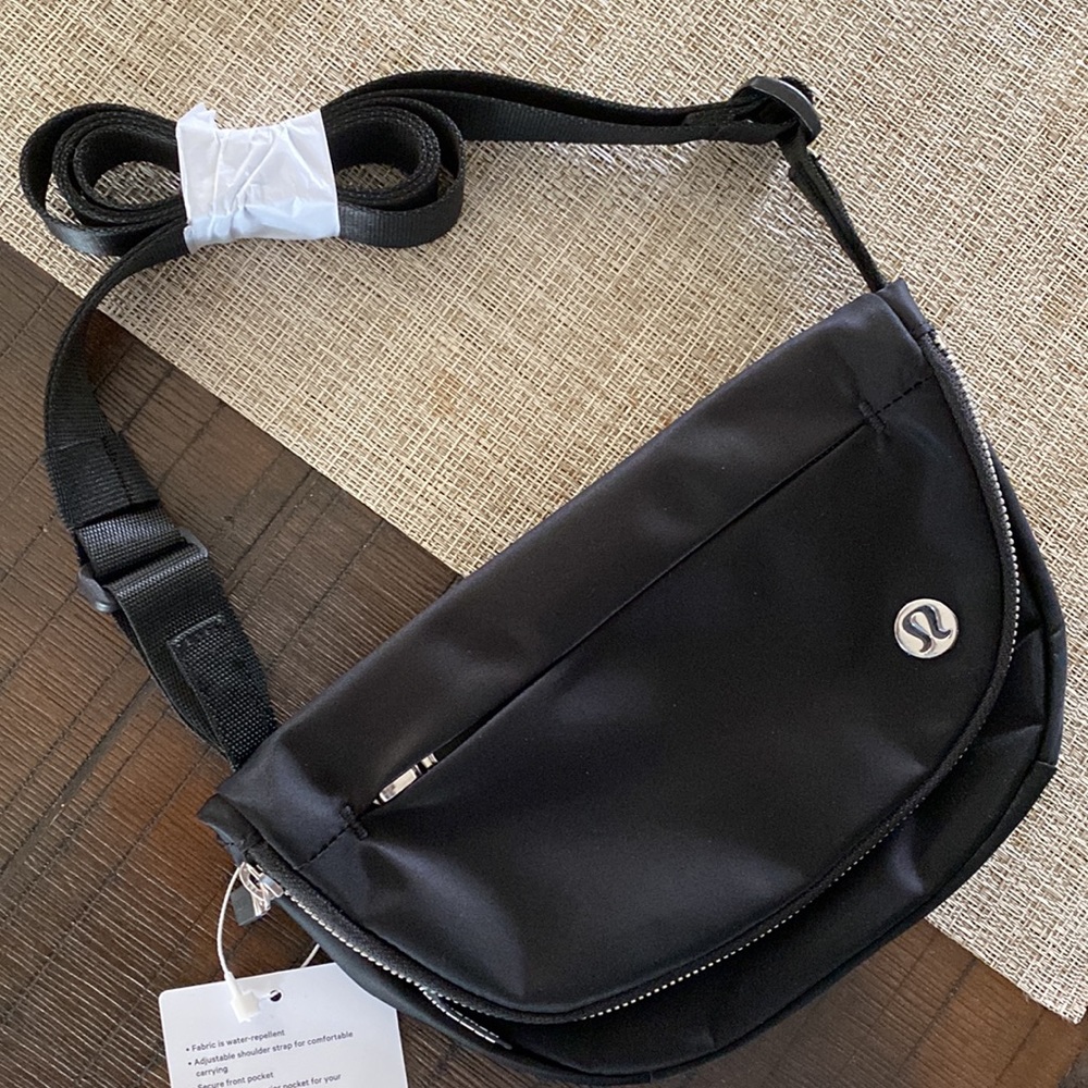 Lululemon All Night Festival Crossbody Bag Micro 2L Black